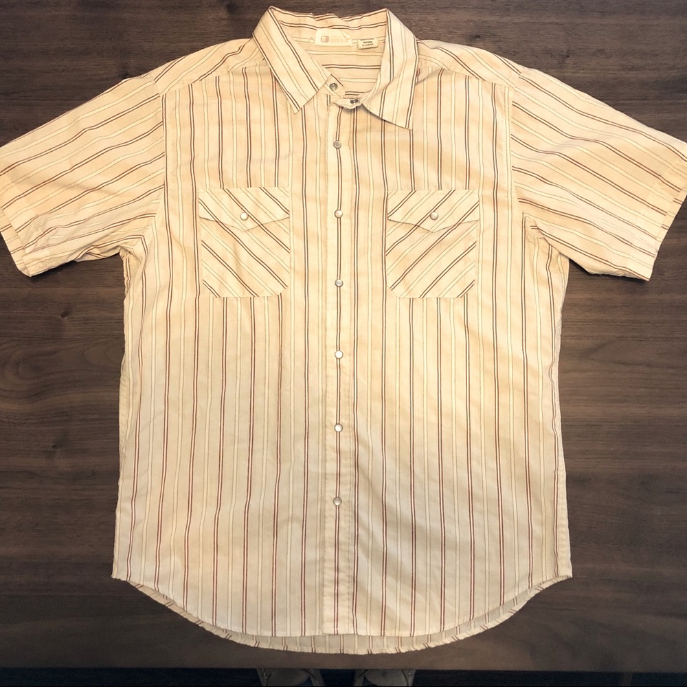 Modern western short sleeve snap front